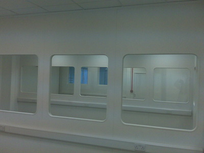 Cleanroom & Lab Partitioning