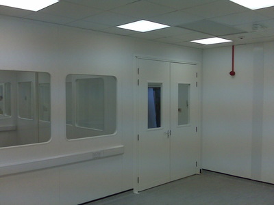 Cleanroom & Lab Partitioning