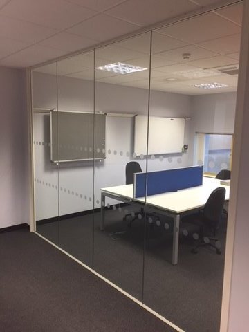 Frameless Glass Partitions