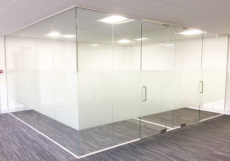 Frameless Glass Partitioning